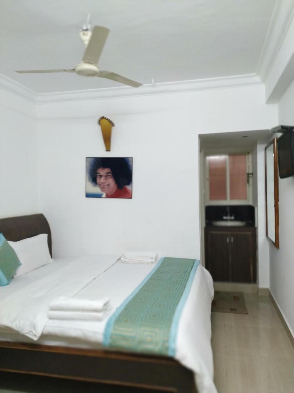 Aum Hotel Puttaparthi Exterior foto